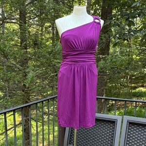 Roulette Elegant Purple One-Shoulder Dress sz 8  (Zipper on side)